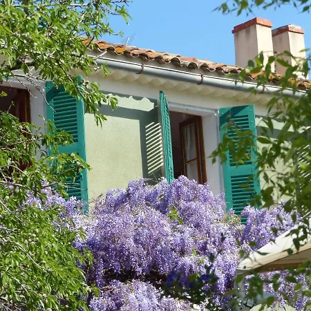 La Bastide Des Saveurs Bed & Breakfast