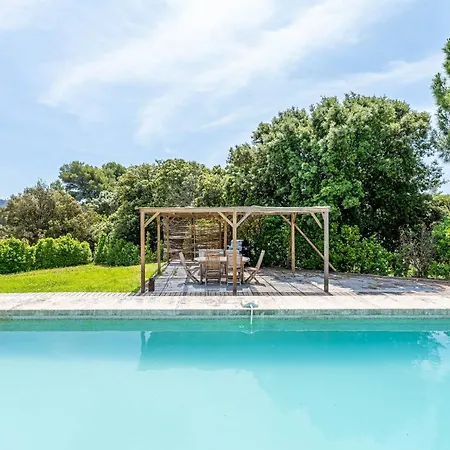 La Bastide Des Saveurs Bed & Breakfast Laouque