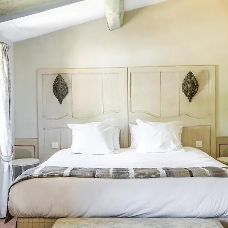 La Bastide Des Saveurs Bed & Breakfast Laouque